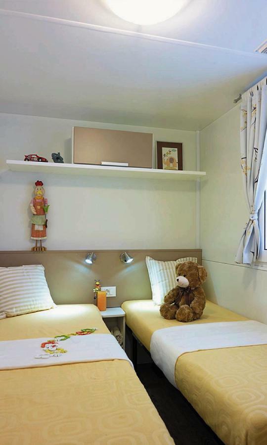 פאז'אנה Victoria Mobilehome Bi Village מראה חיצוני תמונה